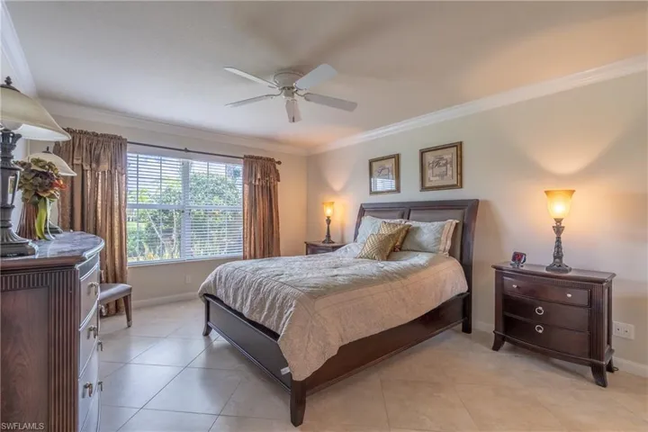 8424  Borboni  CT, Naples, FL 34114