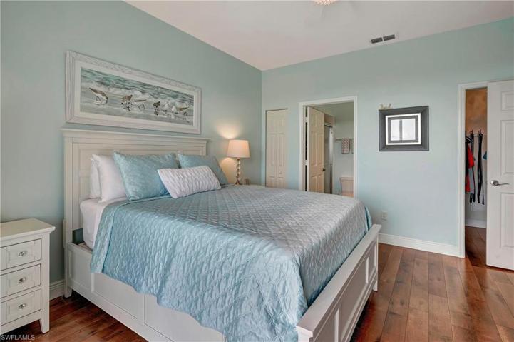 14901  Park Lake  DR, Fort Myers, FL 33919