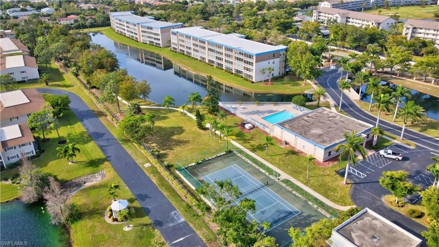 14901  Park Lake  DR, Fort Myers, FL 33919