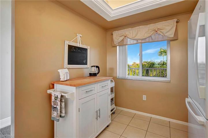 14901  Park Lake  DR, Fort Myers, FL 33919