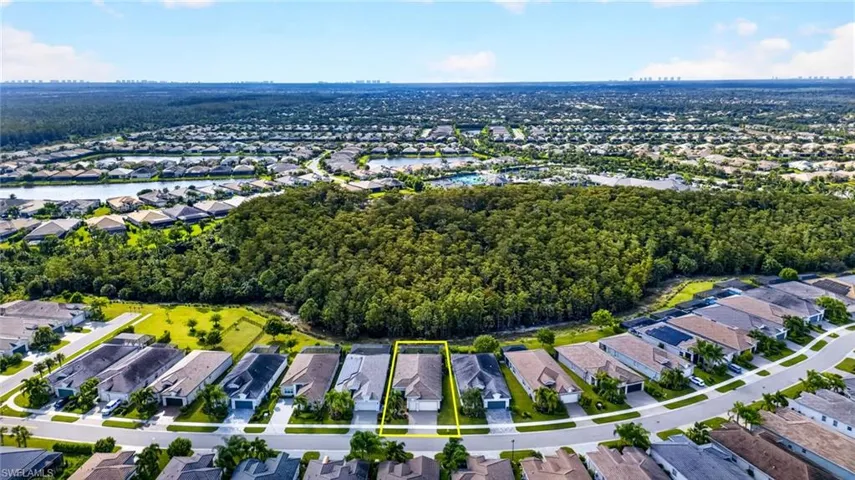 28586 Twain Dr, Bonita Springs, Florida 34135