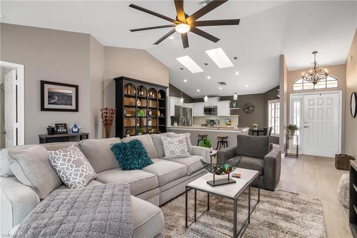 12681  Glen Hollow  DR, Bonita Springs, FL 34135