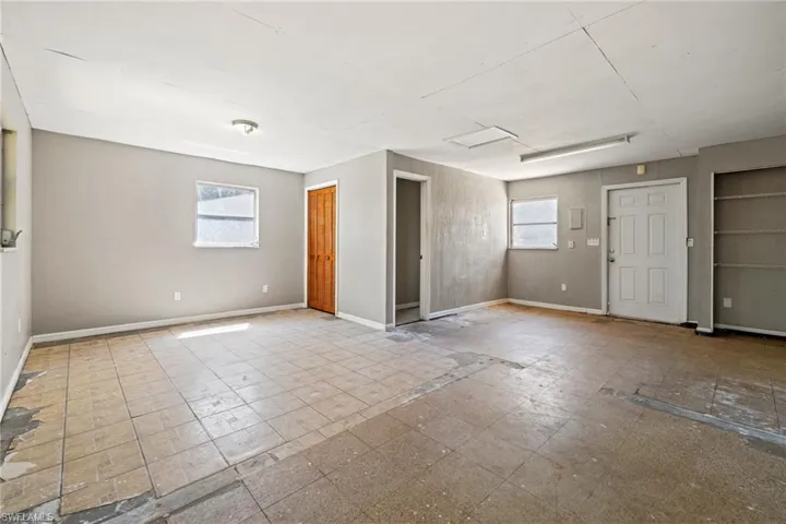 2328 Unity Ave, Fort Myers Fl 33901