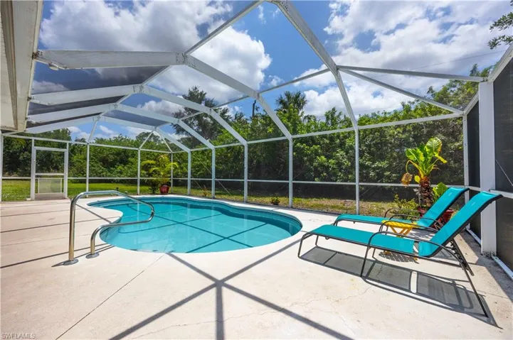 2682 Nature Pointe Loop, Fort Myers, Florida 33905