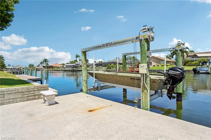 2609 Sw 37th St, Cape Coral, Florida 33914
