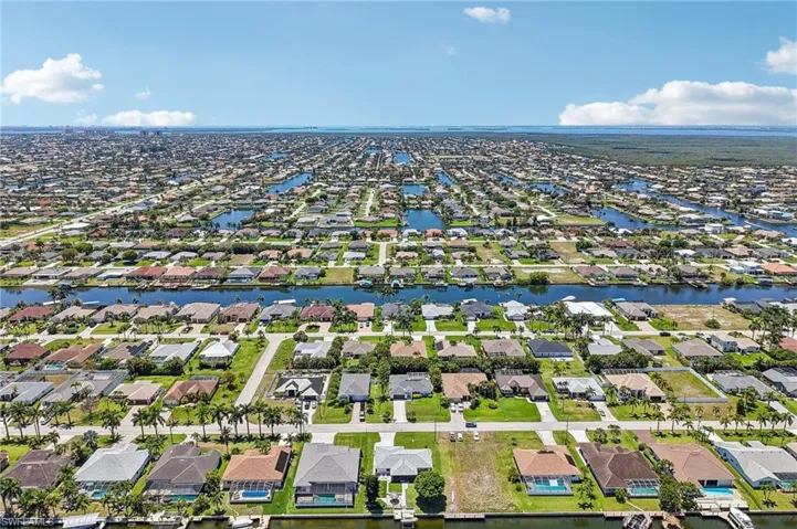 2609 Sw 37th St, Cape Coral, Florida 33914
