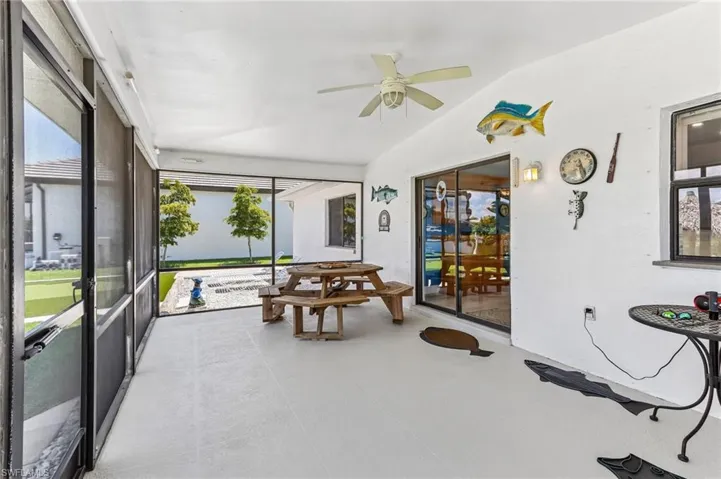 2609 Sw 37th St, Cape Coral, Florida 33914