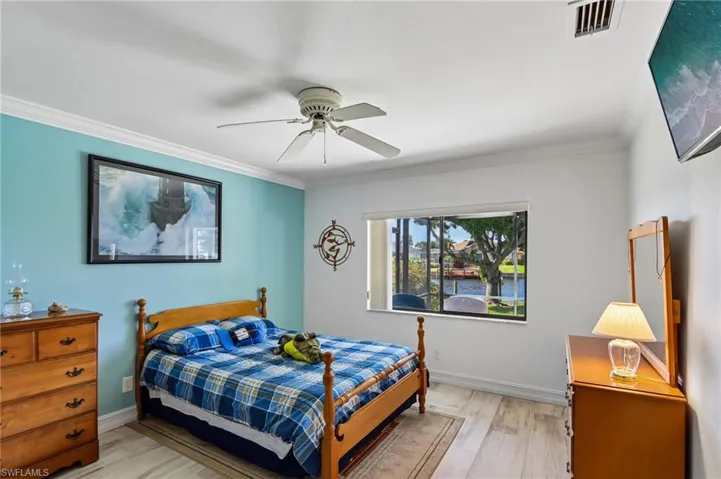 2609 Sw 37th St, Cape Coral, Florida 33914