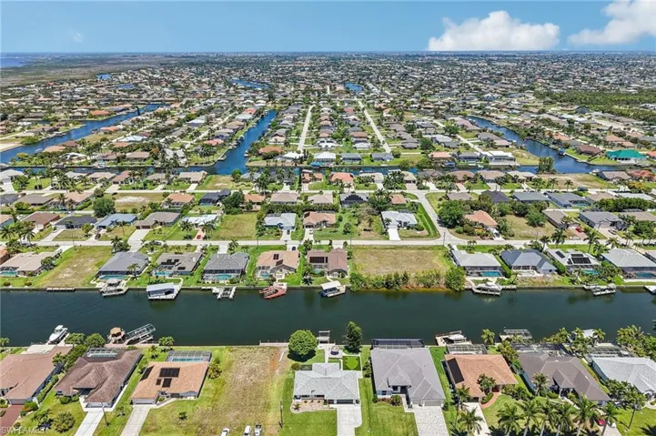 2609 Sw 37th St, Cape Coral, Florida 33914