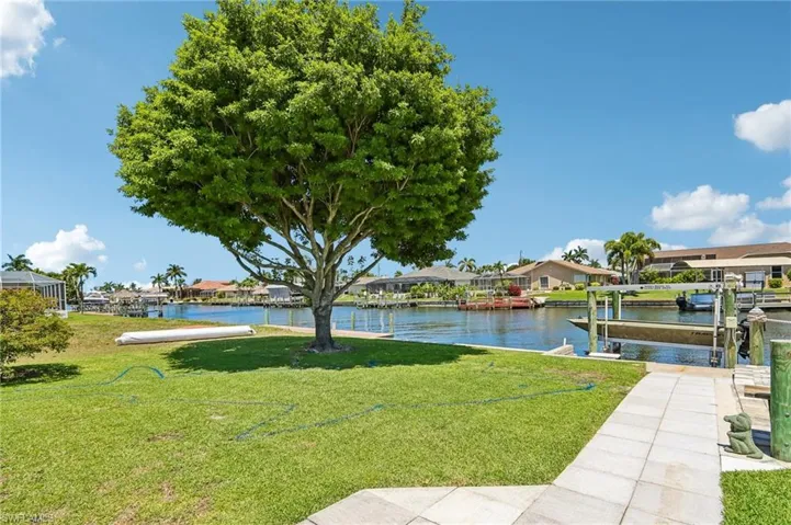 2609 Sw 37th St, Cape Coral, Florida 33914
