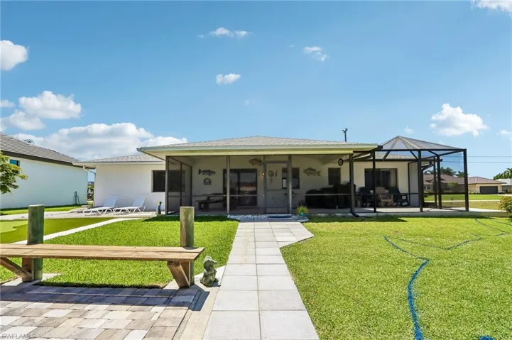 2609 Sw 37th St, Cape Coral, Florida 33914