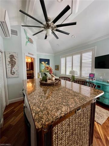 4987 Coach LN, NAPLES FL 34114