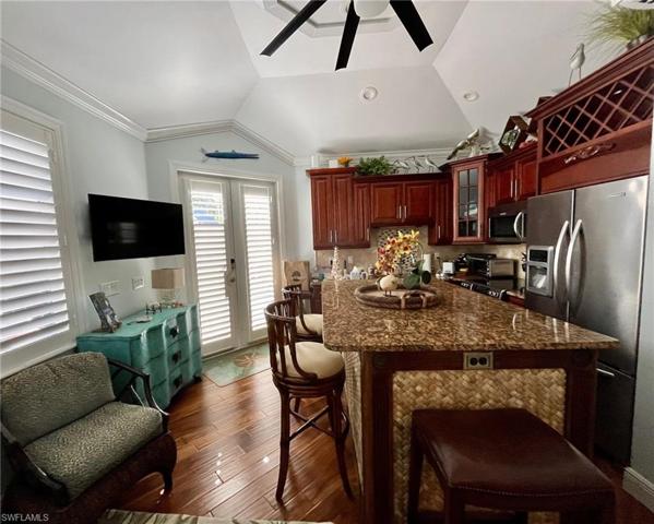 4987 Coach LN, NAPLES FL 34114