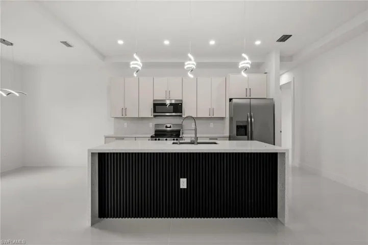 923 Bolivia Dr, Lehigh Acres, Florida 33974