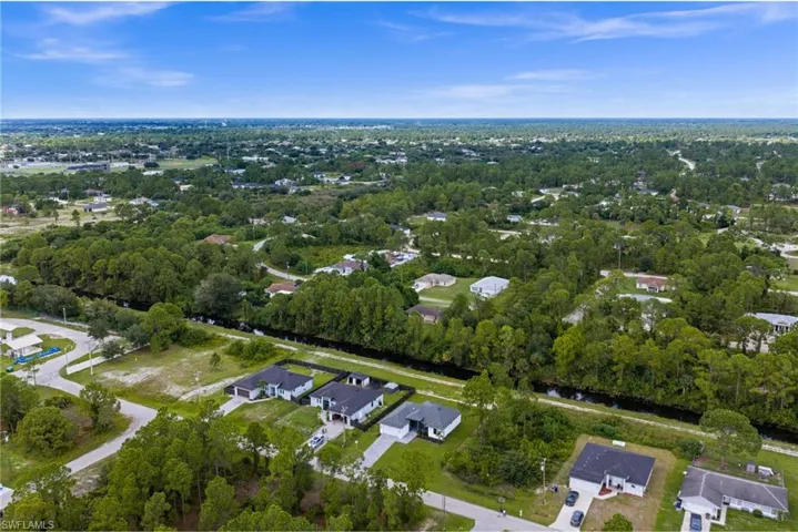 923 Bolivia Dr, Lehigh Acres, Florida 33974