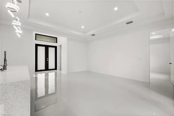 923 Bolivia Dr, Lehigh Acres, Florida 33974