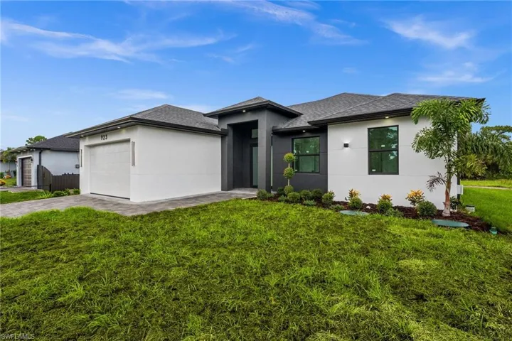 923 Bolivia Dr, Lehigh Acres, Florida 33974