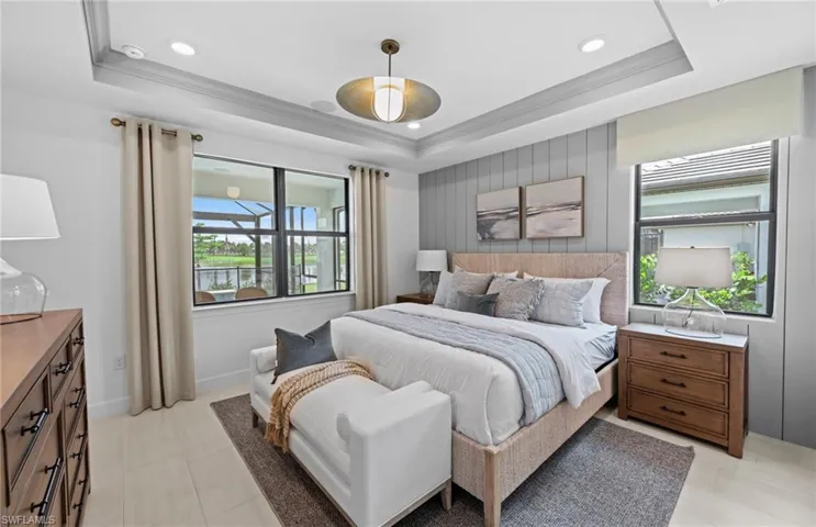 Exterior/interior photos are of staged model home. Illustration purposes only.