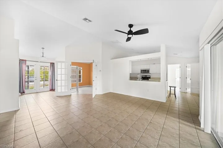 1019 Angelo Ave, Lehigh Acres, Florida 33971