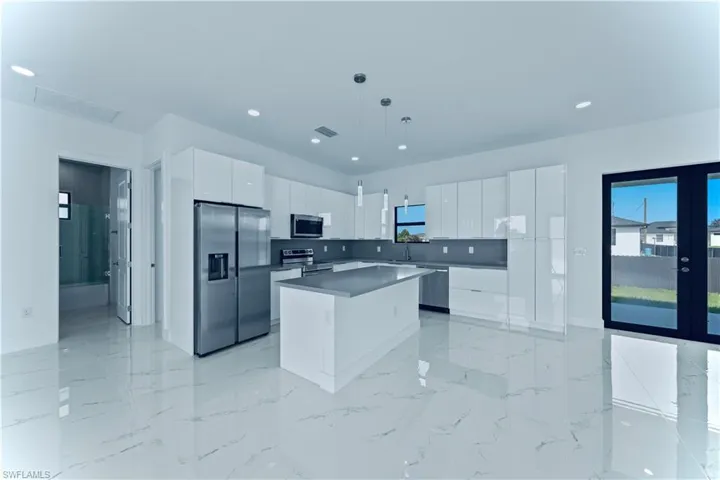 914 Manresa Ave S, Lehigh Acres, Florida 33974