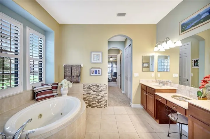 12549  Fairmont  DR, Fort Myers, FL 33913