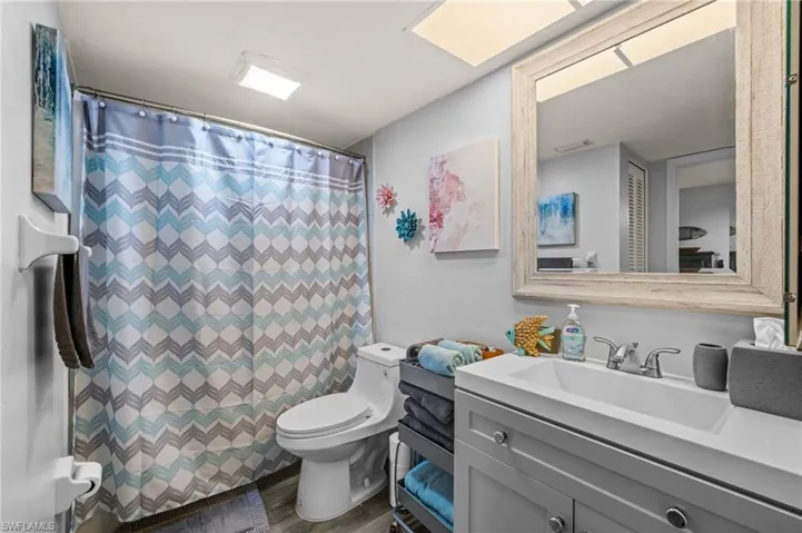 2069 W Lakeview Blvd 5, North Fort Myers, Florida 33903