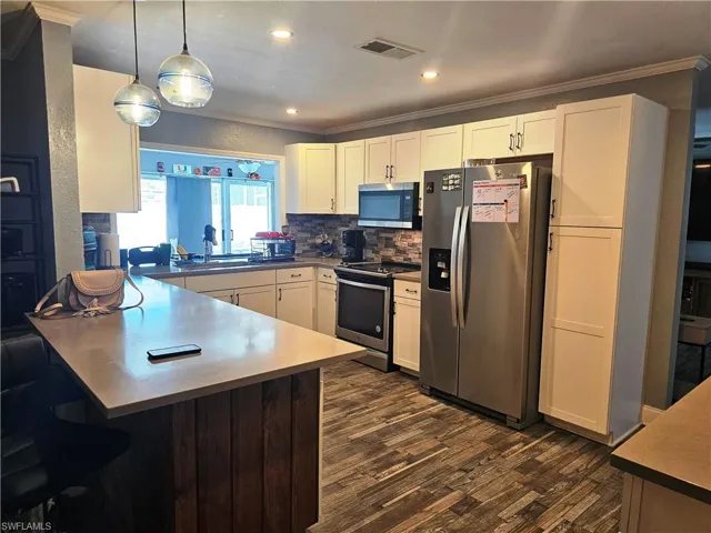 1131 Se 34th St, Cape Coral, Florida 33904