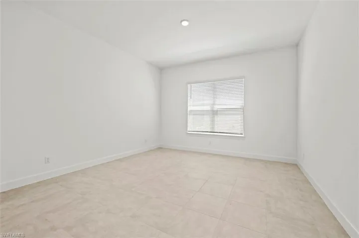 11902 Raggio Dr, Fort Myers, Florida 33913