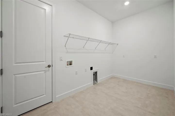 11902 Raggio Dr, Fort Myers, Florida 33913