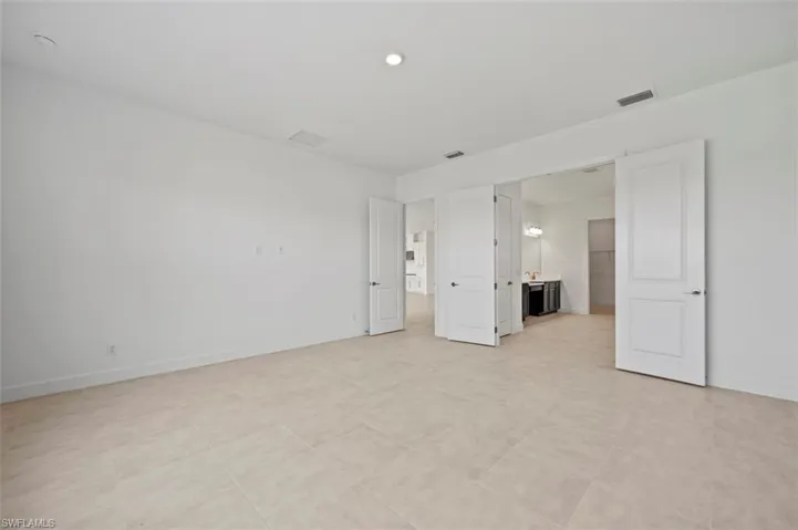 11902 Raggio Dr, Fort Myers, Florida 33913