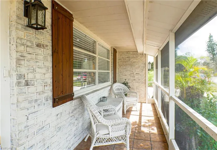 Front screened-in patio