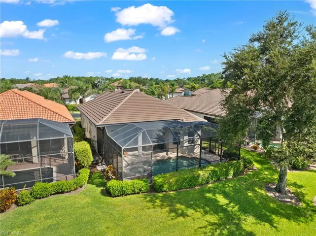 7828 Valencia Ct, Naples, Florida 34113