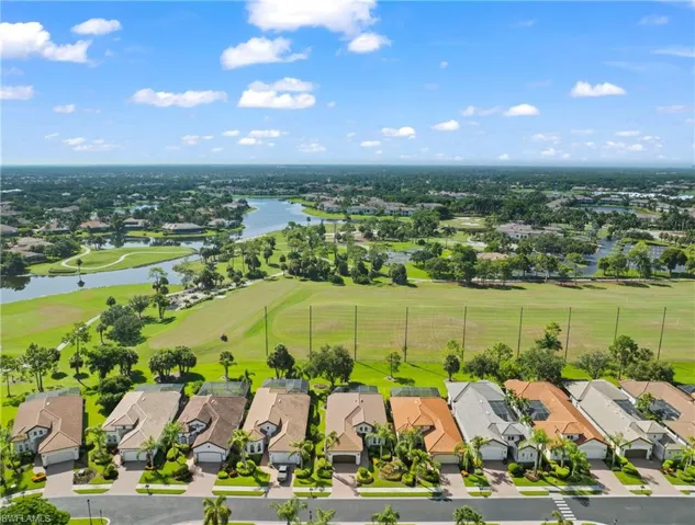 7828 Valencia Ct, Naples, Florida 34113