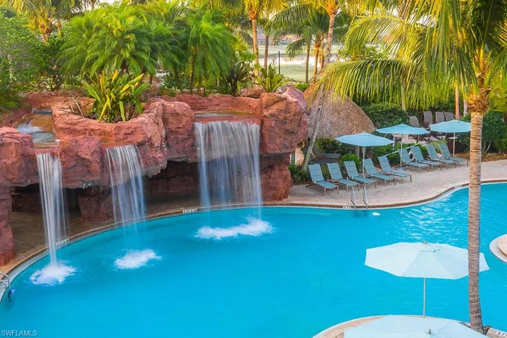 7828 Valencia Ct, Naples, Florida 34113