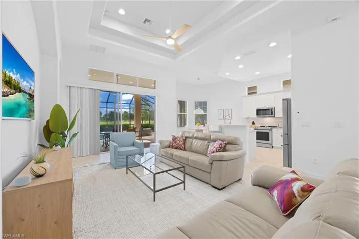 7828 Valencia Ct, Naples, Florida 34113