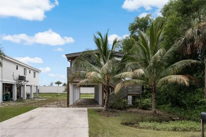 3260 Woodside Ave, Naples, Florida 34112