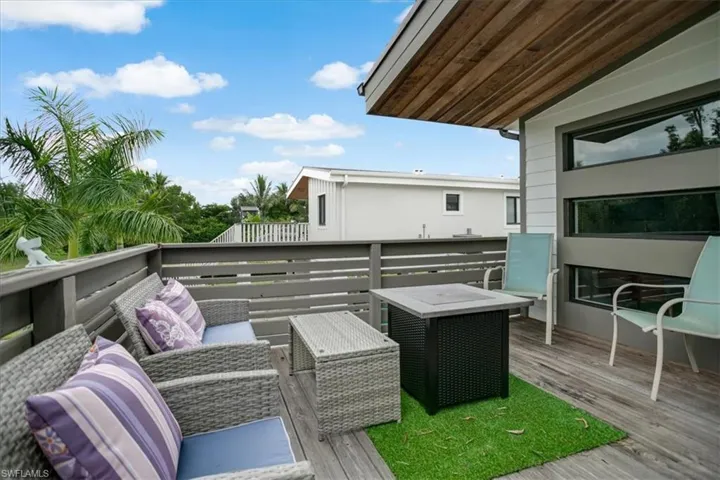 3260 Woodside Ave, Naples, Florida 34112