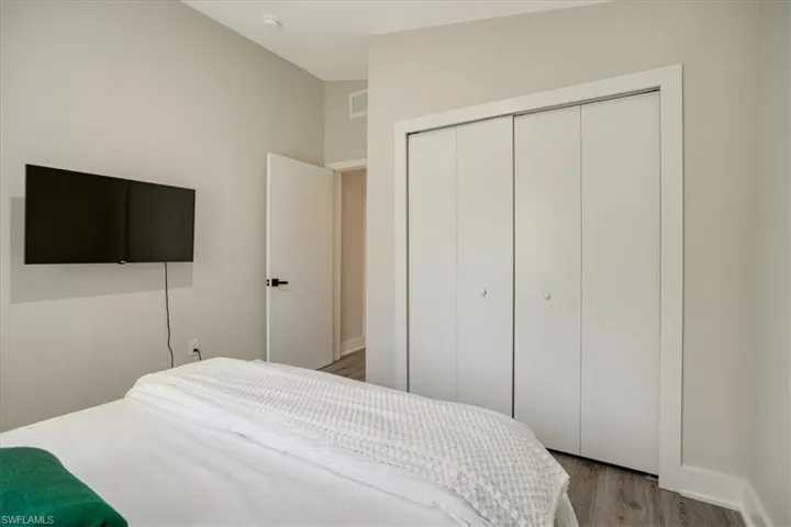 3260 Woodside Ave, Naples, Florida 34112