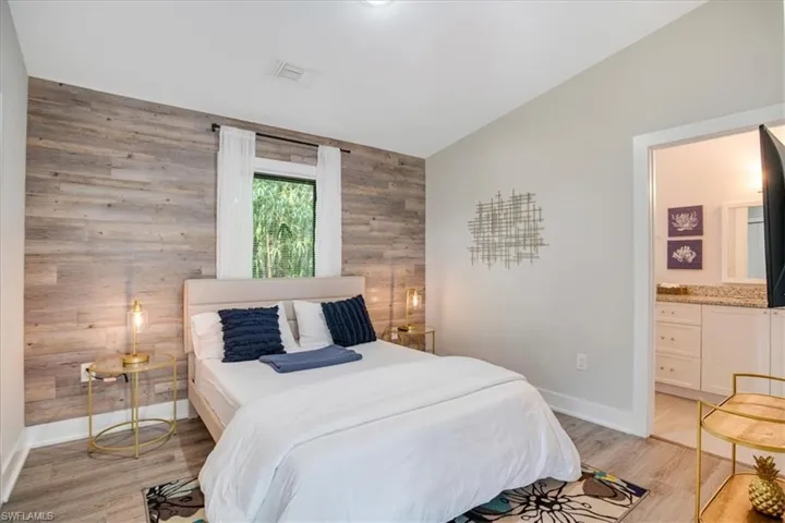 3260 Woodside Ave, Naples, Florida 34112