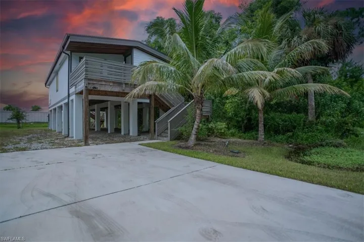 3260 Woodside Ave, Naples, Florida 34112