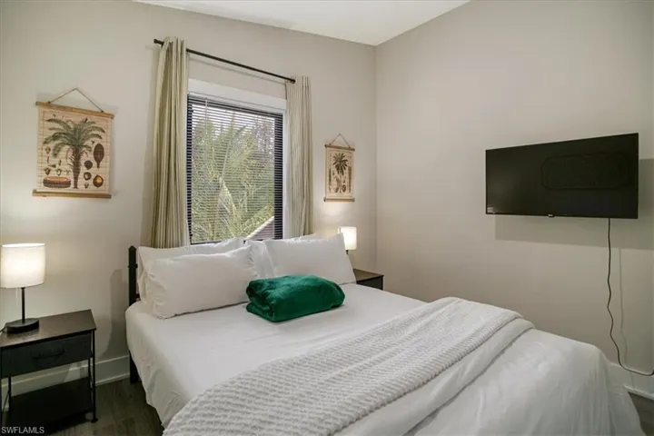 3260 Woodside Ave, Naples, Florida 34112