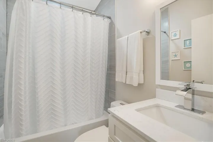 3260 Woodside Ave, Naples, Florida 34112
