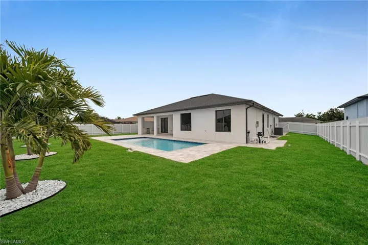 919 SE 23rd  ST, Cape Coral, FL 33990
