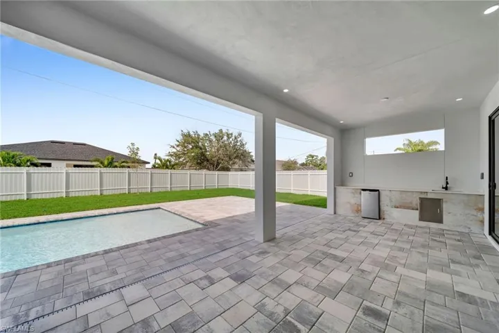 919 SE 23rd  ST, Cape Coral, FL 33990