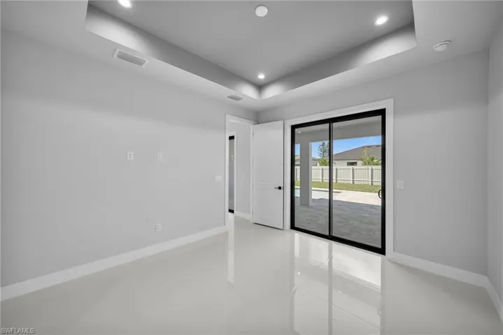 919 SE 23rd  ST, Cape Coral, FL 33990