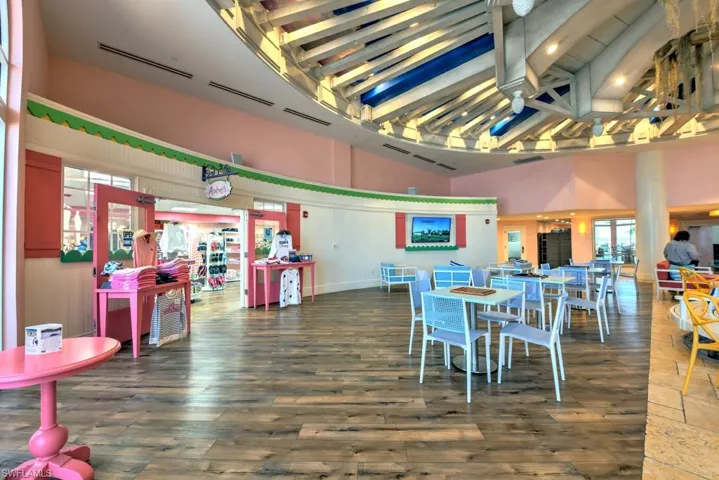 Huge Gorgeous Lobby