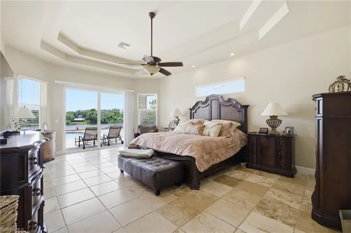 2504  Caloosa Shores  DR, Labelle, FL 33935
