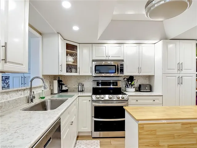 3358 N Key  DR, North Fort Myers, FL 33903