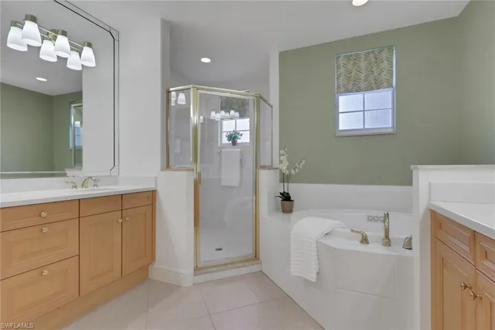 714 Regency Reserve Cir 3201, Naples, Florida 34119
