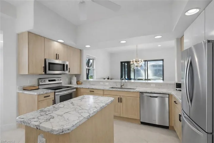 Virtually Updated Counters & Appliances